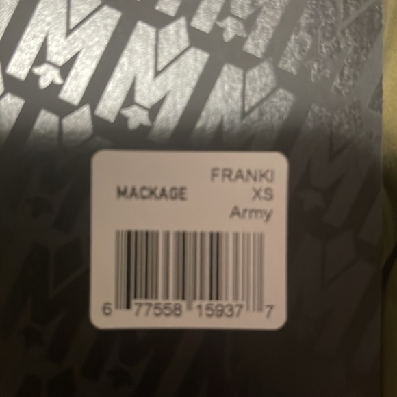 NWT - Mackage Franki Hooded Fishtail Parka Rain Jacket - Picture 3 of 3